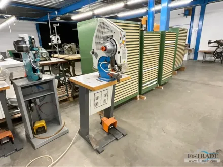Falzoni F401.9.S21 pneumatische Ösenmaschine / pneumatic Eyeletting m – RESALE