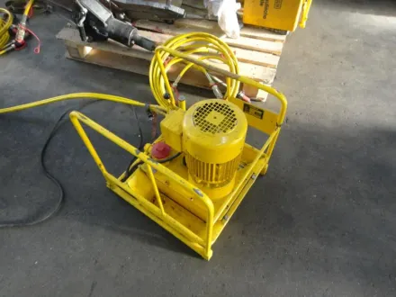 Weber E45 / 59600.0 -- SP30 / 059 198.0 Spreiz- und Pressgerät mit Hydraulikaggregat Hydra – RESALE