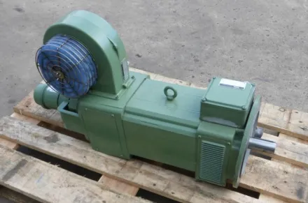 Lenze GFQUBT 112-22 Antriebsmotor, Gleichstrom-Servomotor Spindelmotor – RESALE