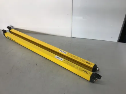 Sick M20S-04130A122 + M20E-04130A122 Mehrstrahl- Sicherheits- Lichtschranke M 2000 exte – RESALE