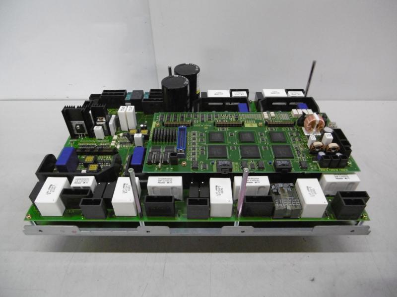 FANUC A06B-6105-H003 Neuer 6-Achsen AC-Servoantrieb, Servo Amplifier, A
