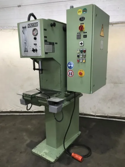 Dunkes HZT 2,5 Einständer - Hydraulikpresse mit UVV, C-Gestell Hy – RESALE