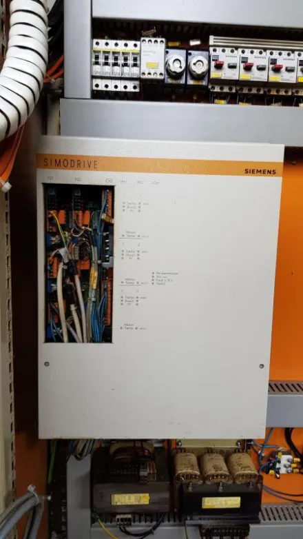 Siemens Simodrive 610 6SC6101-3A-Z Transistor-Pulswechselrichter für Drehstrom- Vorsc – RESALE