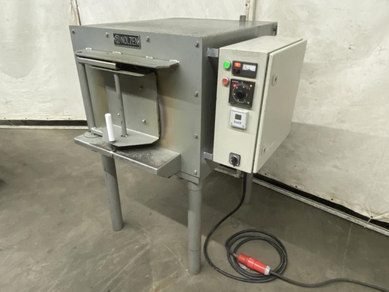 ARTUR NOLZEN TL30/30/50 Anlassofen, Warmluftofen, Umluftofen bis 750°C, Wa