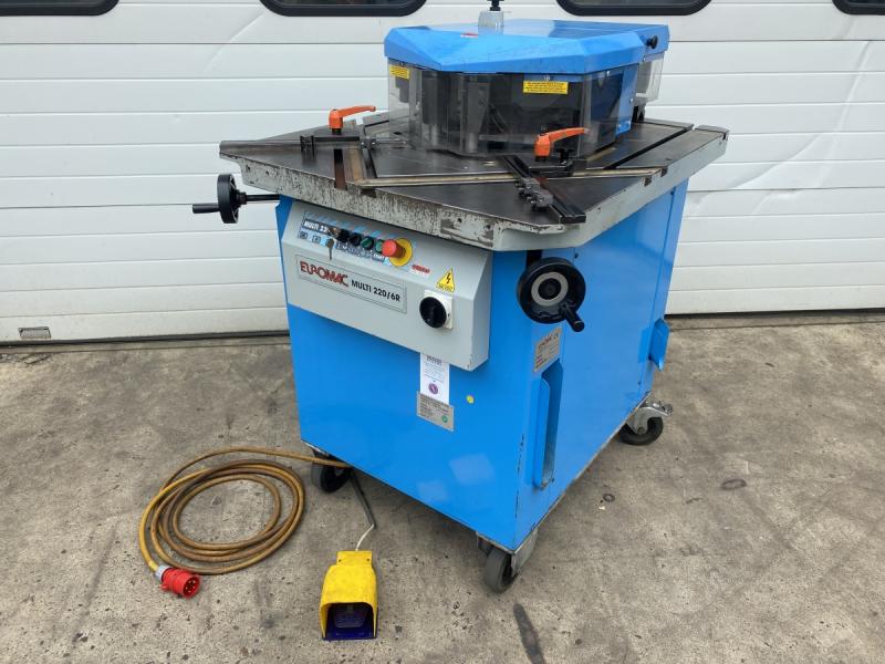 EUROMAC Multi 220/6R 2 Stationen Ausklinkmaschine mit Winkelverstellung