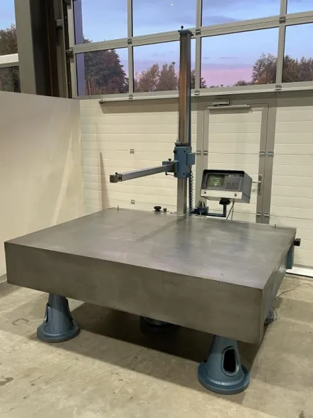 Stiefelmayer STM-C-Man Messmaschine mit handgeführten Messarm,  Mess- und – RESALE