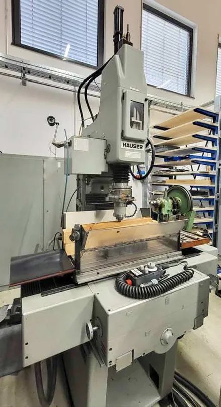 Hauser CNC 4SM CNC Schleifmaschine – RESALE