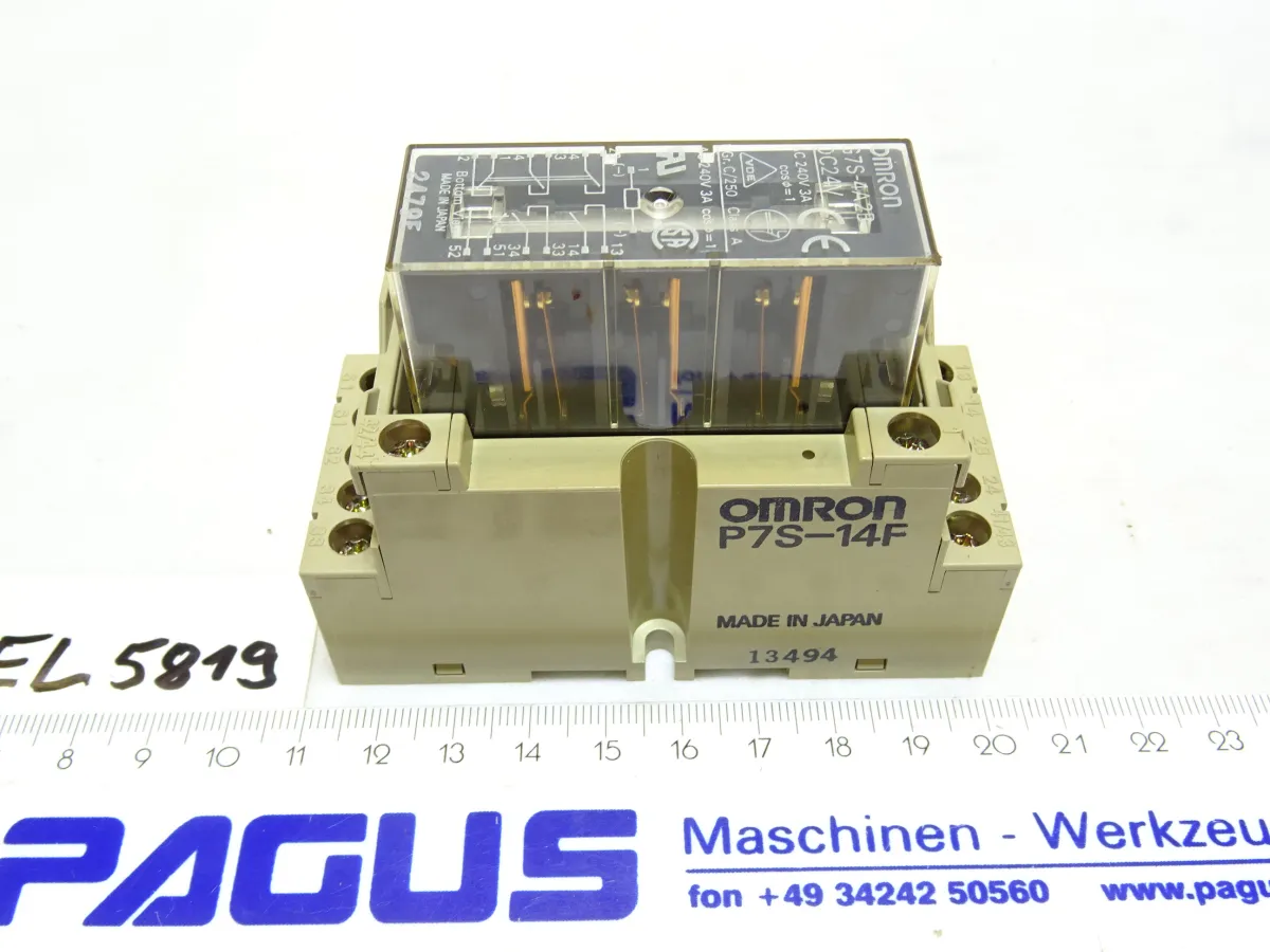 Zwangsgeführtes Relais G7S-4A2B mit Sockel
