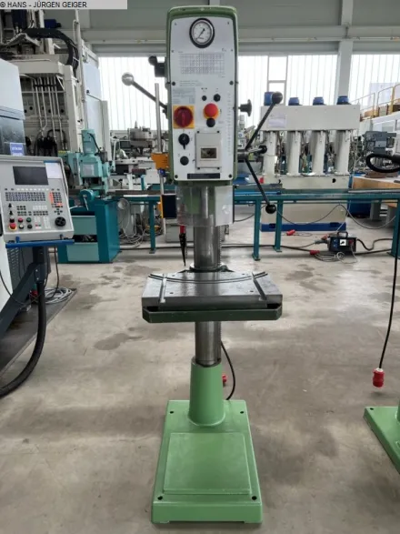 Alzmetall AB3/ES Säulenbohrmaschine – RESALE