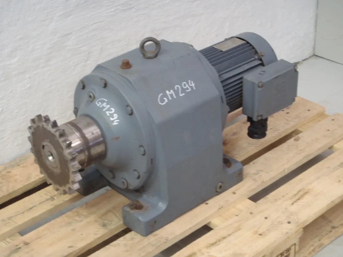 SEW Eurodrive Getriebemotor 1,5 kW, 6,7 U/min