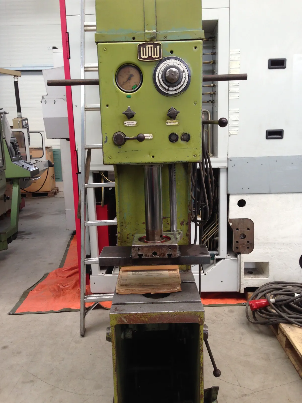WMW Hydraulische Presse PYE 10x250