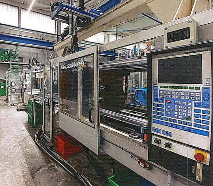 Krauss Maffei KM 150-700 C2 Spritzgießmaschine – RESALE