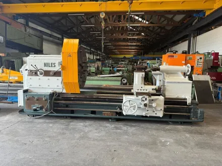 WMW Niles Ø 1400 x 2000 mm Spitzen-Drehmaschinen – RESALE