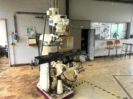 Chevalier FM 3VS X: 762 - Y: 305 - Z: 406 mm Universal-Fräsmaschinen & CNC – RESALE