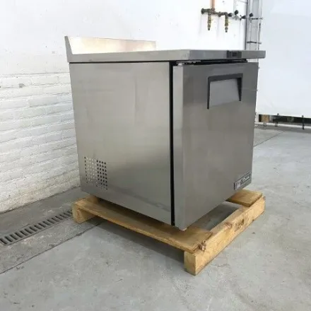 True TWT 27 Kühlschrank für Gewerbegebrauch – RESALE