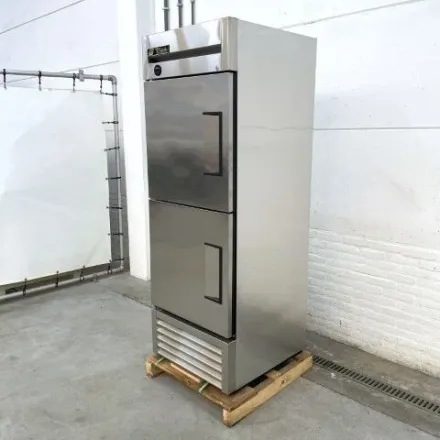 True T23 2 Kühlschrank für Gewerbegebrauch – RESALE