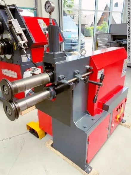 Ak-Bend AKM 400 HYDR Sicken- und Bördelmaschine – RESALE