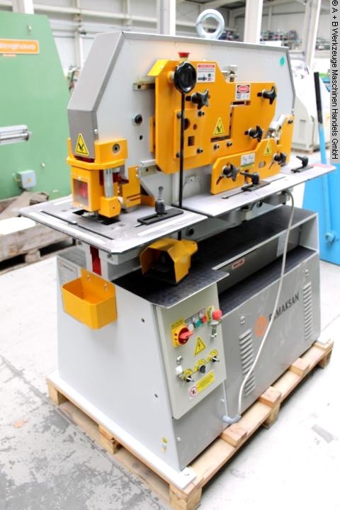 ERMAK EKM 60 TN 型材钢剪