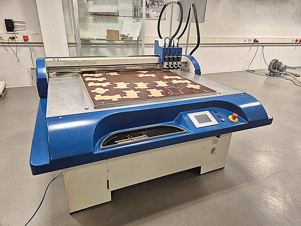 Lasercomb ProPertinax CNC Fräsmaschine