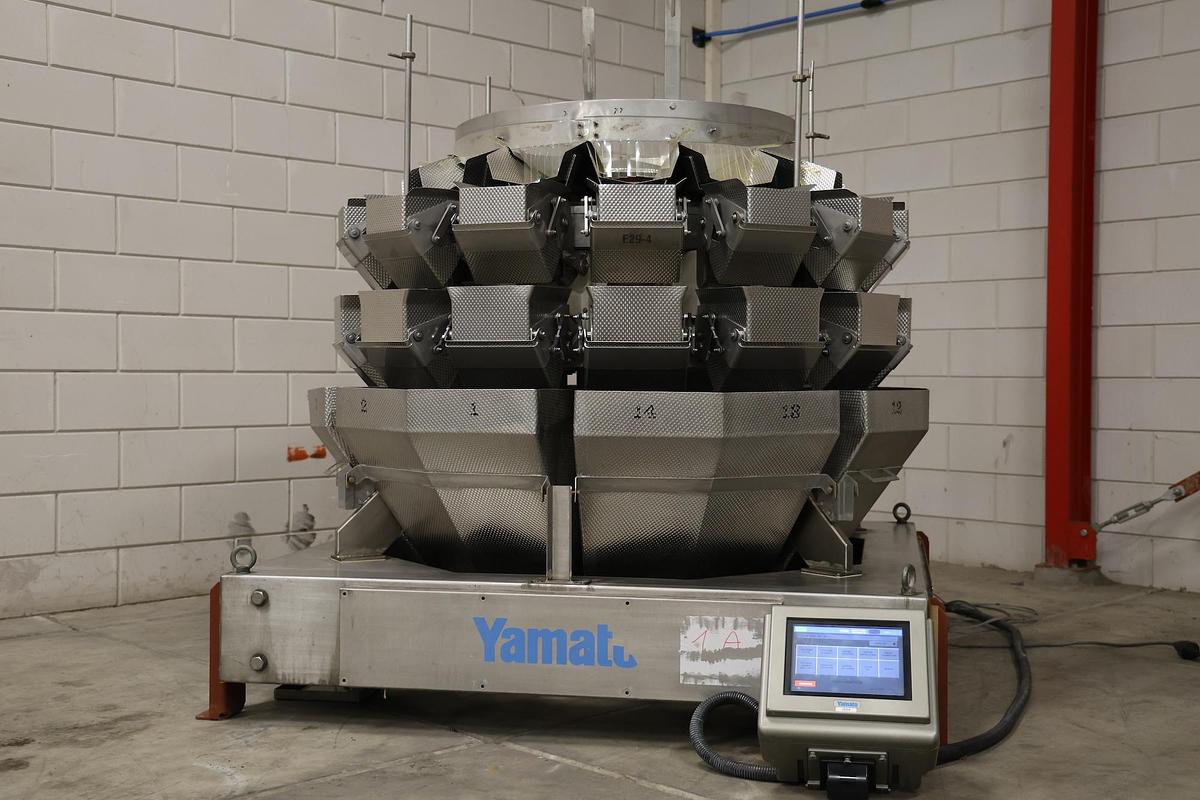 Yamato ADW-714-SWH multihead weigher