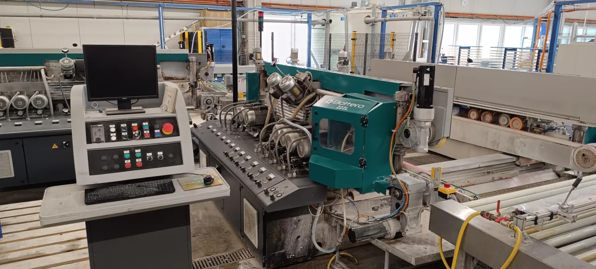 Bottero TRANSFER 500P Glasherstellung