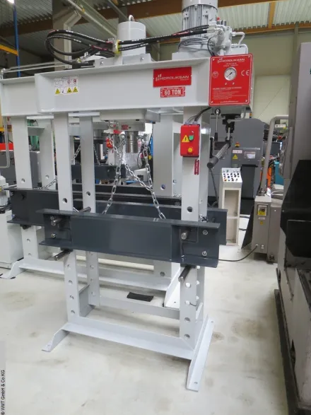 Hidroliksan HD 60 - 820 Werkstattpressen - hydraulisch – RESALE
