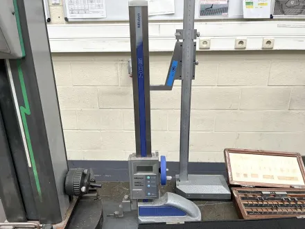 Mitutoyo 570-313 Digital Height ruler Vertikales Digitalisieren & Koordinieren von Messmaschinen – RESALE