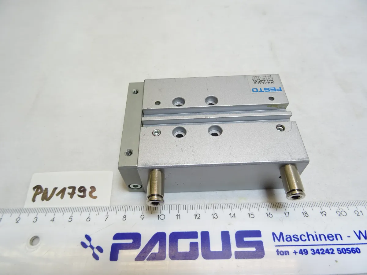 Festo Führungszylinder Hub 30 mm DFM-16-30-B-PPV-A-GF-S6