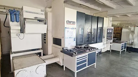 Chiron Mill 2000 350-10 CNC Bearbeitungszentrum – RESALE