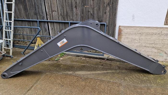 Volvo Ausleger VOE14520799 passen...