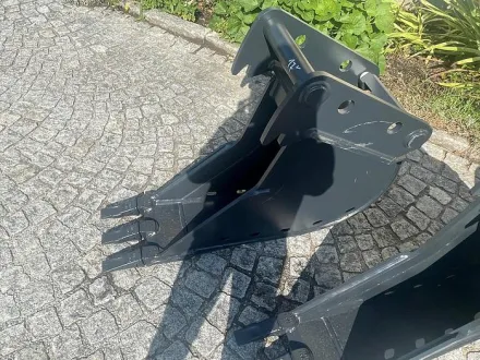 Big Tieflöffel 30 cm mit Lehnho... Tieflöffel 30 cm mit Lehnhoff MS08 Symlock Aufnahme – RESALE