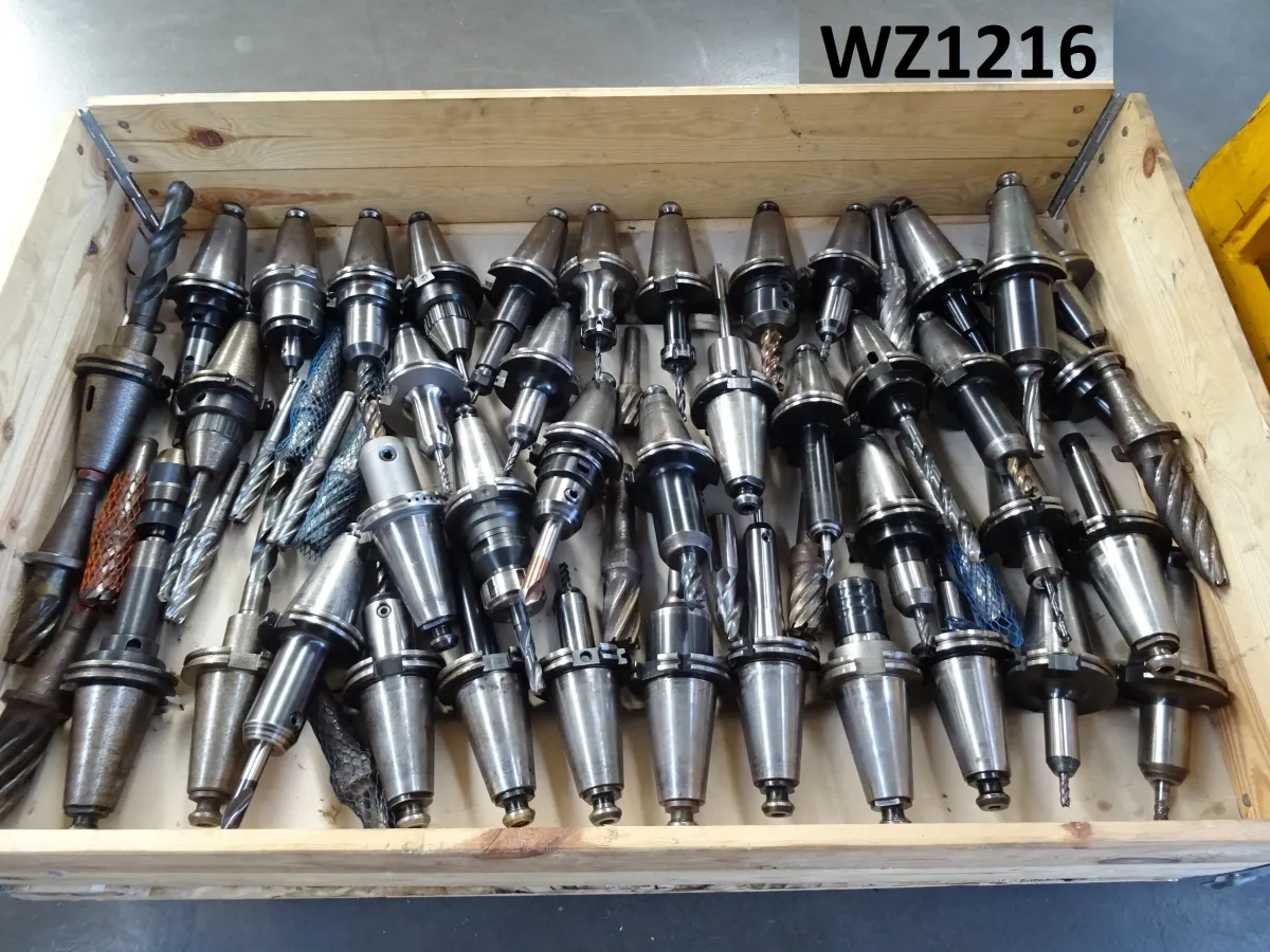 Sortiment Werkzeugaufnamen SK50, 56 Stück, 160 kg