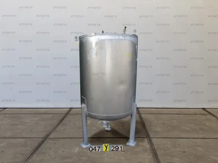 800 litre Vertical tank Vertikale Behälter – RESALE