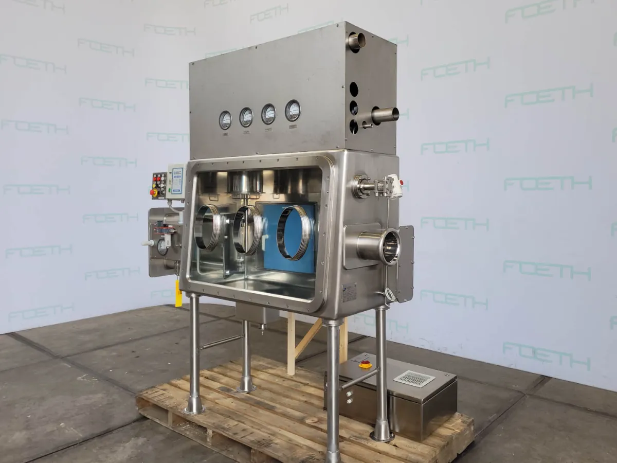 JetPharma Isolator Kunststoff und Gummi