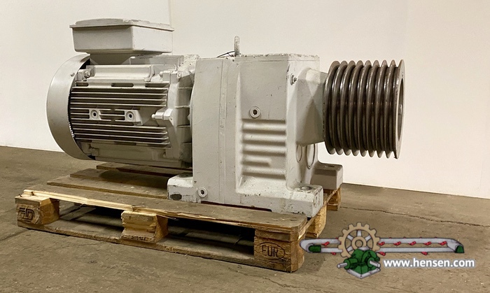 SEW R147 DVE280S4 Stirnradgetriebemotor