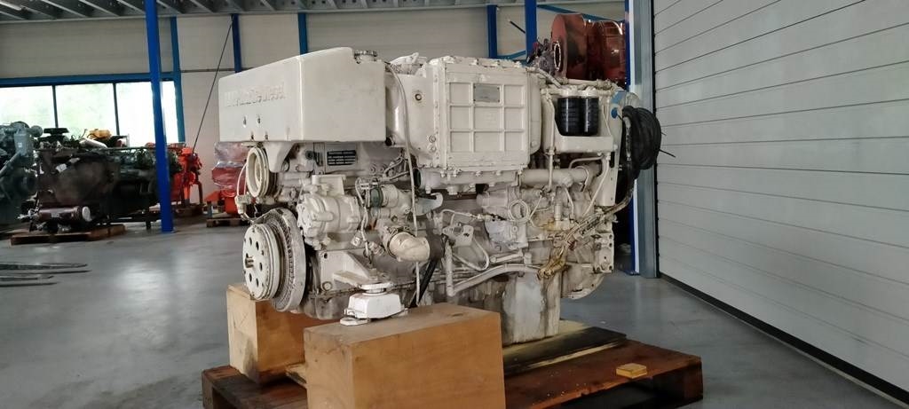 MAN D2876-LE402 USED