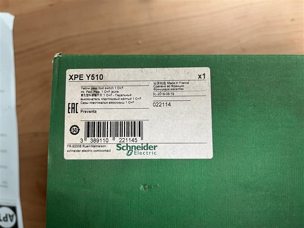 Schneider XPE Y510 Verschieden