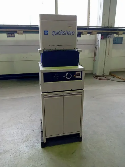 Schneeberger Quicksharp Werkzeugschleifmaschine – RESALE