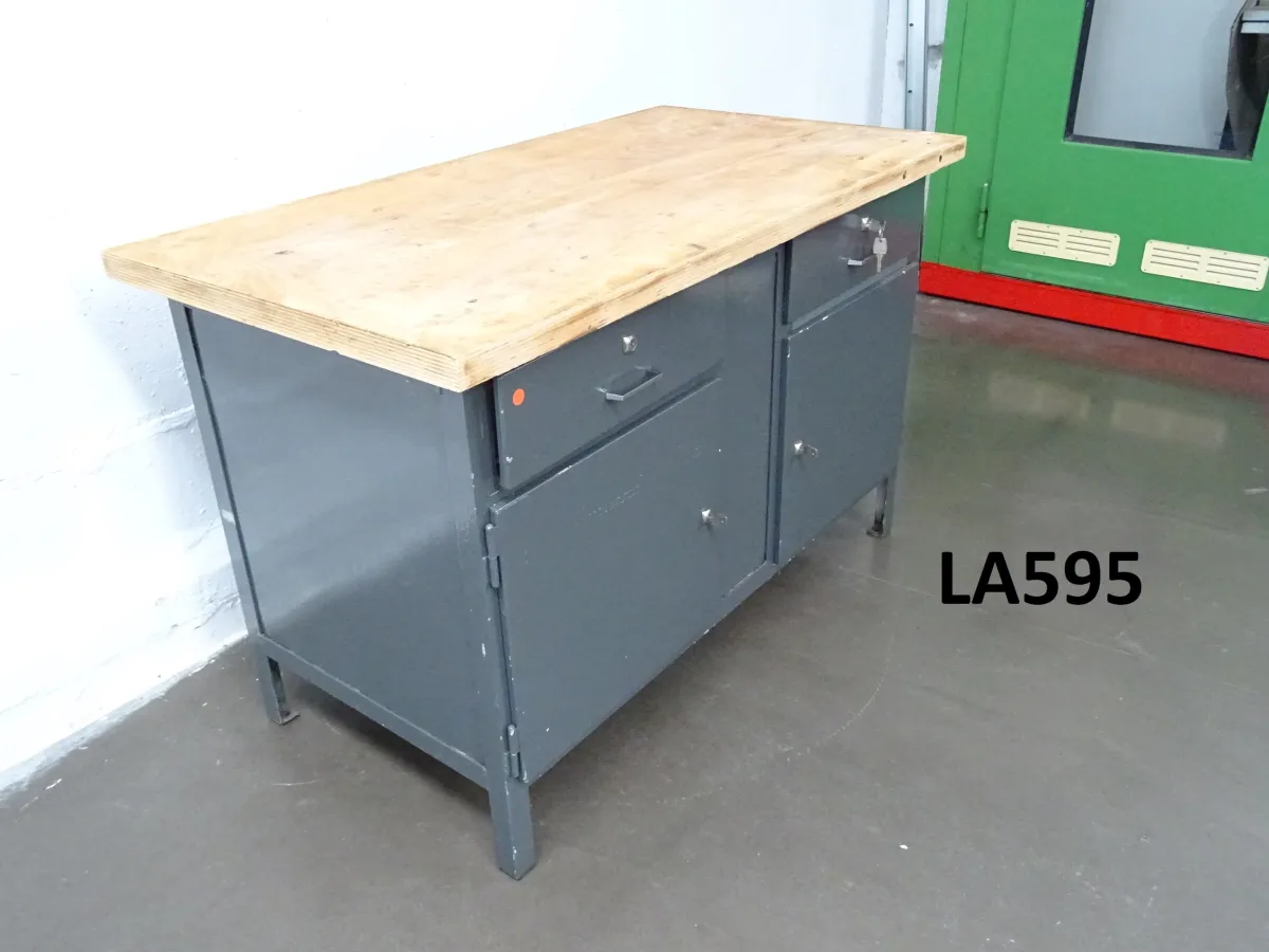 Werkbank 1300 x 700 mm