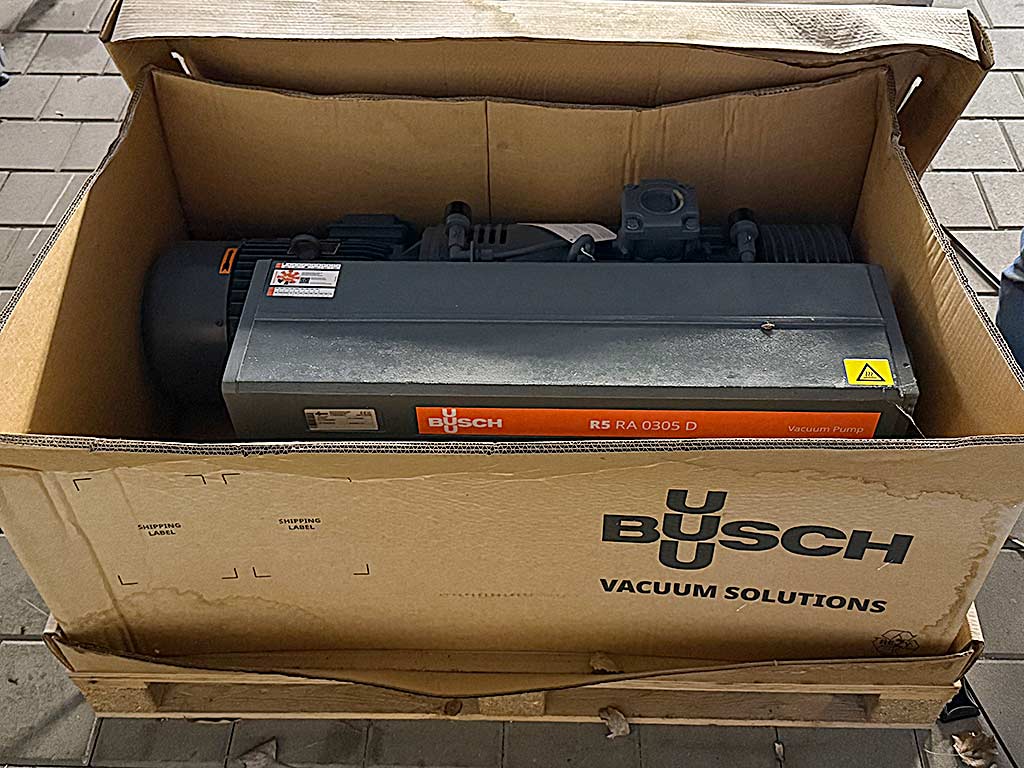 Busch R5 RA 0305 D Vakuumpumpe