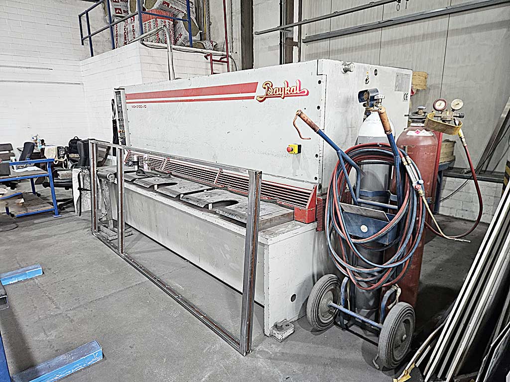 Baykal MGH 3100x10 Hydraulische Tafelschere
