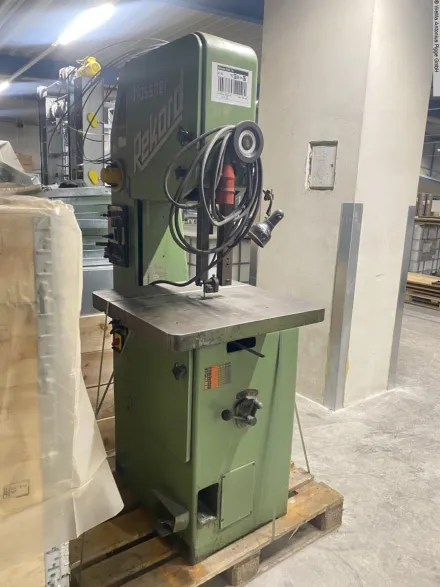 Mössner SM 420 Typ C Vertikal - Bandsäge – RESALE