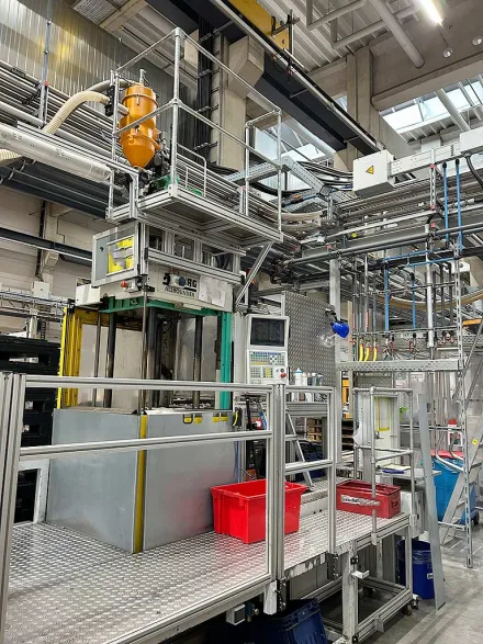 Arburg Allrounder 420C 800-100 VU Vertikale Spritzgießmaschine – RESALE