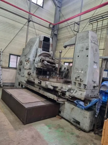 Liebherr L 2200 Zahnrad-Abwälzfräsmaschine - vertikal – RESALE
