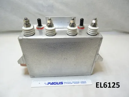 Leistungs-Kondensator Type 33, 4x 8,25 µF – RESALE