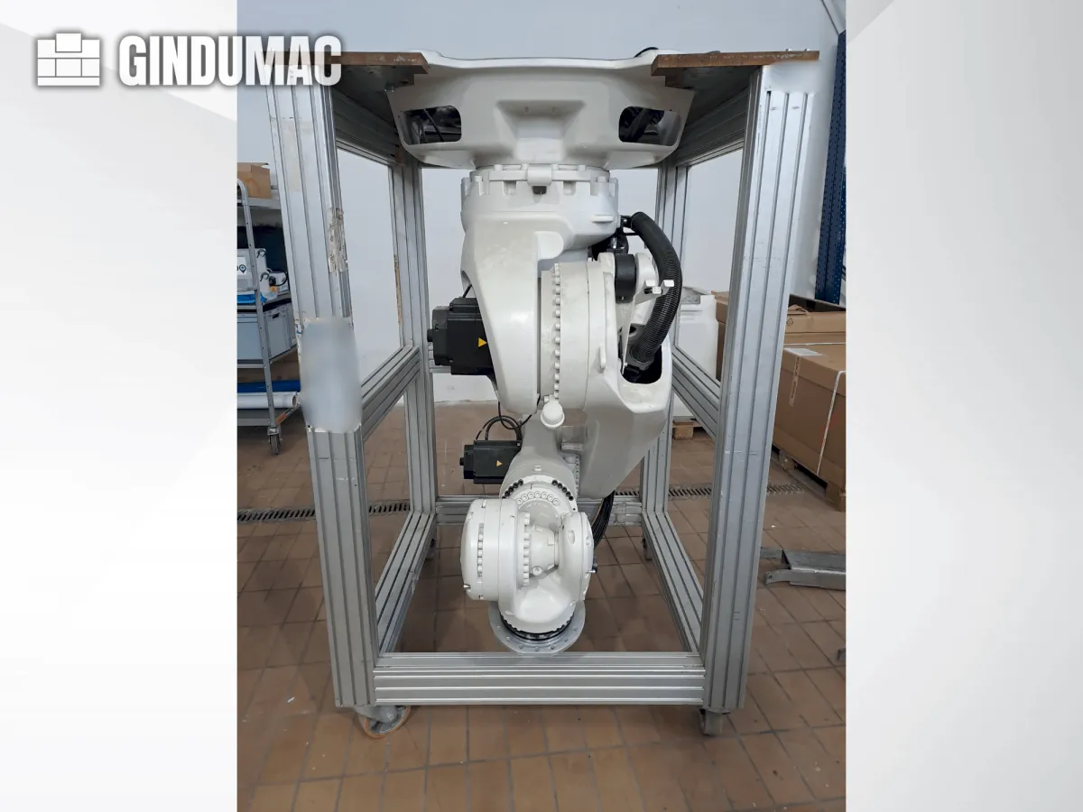 KUKA KR270 R2700 C ultra MED
