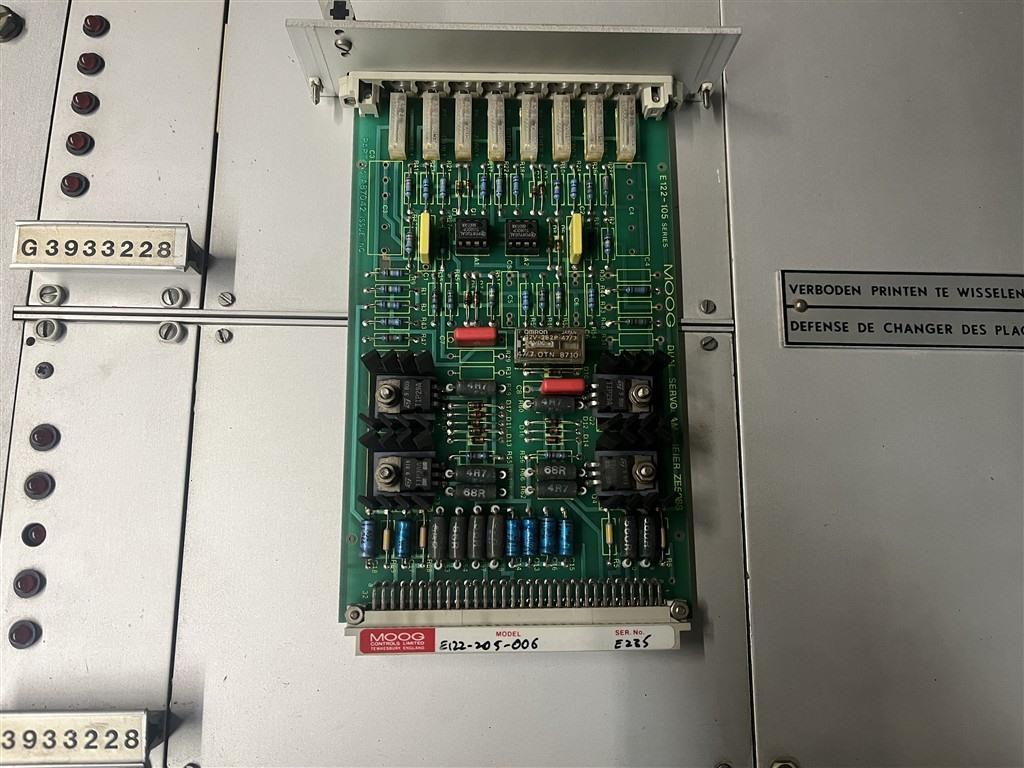 MOOG E122-205-006 Verschiedene