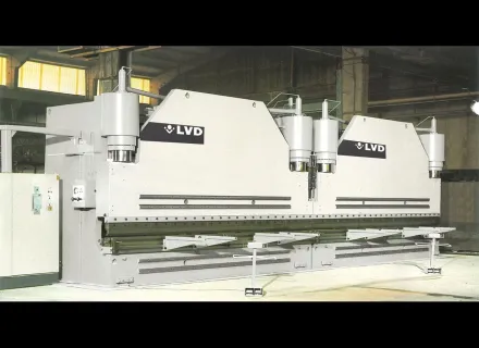 Lvd Ppnmz 1200 ton x 12 meter CNC Hydraulische Pressbremsen – RESALE