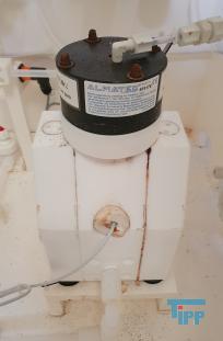 Almatec A15 TTZ-C8 Druckluftmembranpumpe in Massivbauweise – RESALE