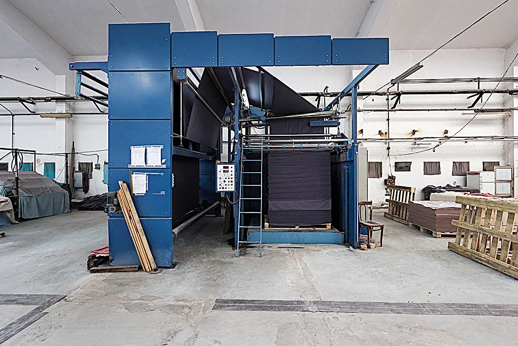 MontiMac Lafra 200 TDD/TC 105 E Vorbereitungs-, Falt- und Nähanlage